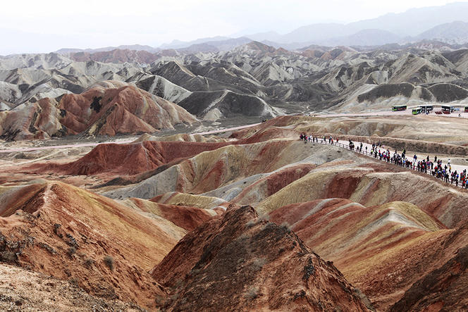 Fascinating Scenery of Rainbow Mountain in NW China